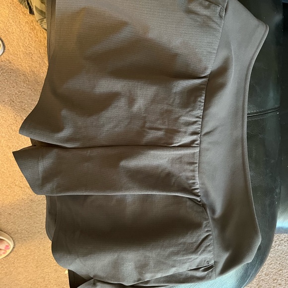 BNWT Grey Airy Running Shorts from UNIQLO - Picture 2 of 8